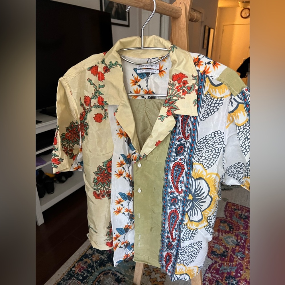 Cuban shirt urban outfitters SZ XS